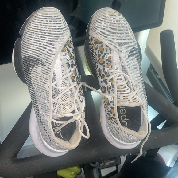 Nike training/running shoe! Sz 9 - Picture 2 of 5